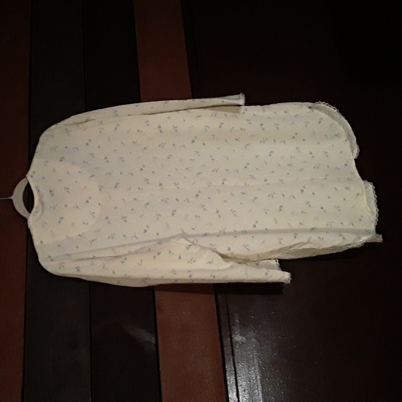 Vintage Age Group Intimates Large Gorgeous & Feminine Yellow Floral Nightgown - Picture 10 of 14